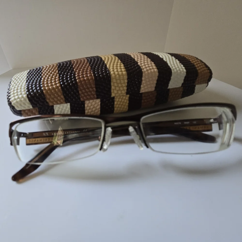 AX Armani Exchange Glasses/and Striped Generic Brand‎ Glasses Case